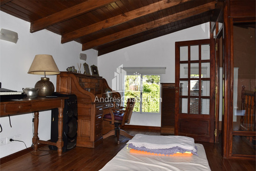 Venta Casa 4 Dormitorios Concordia Con Cochera