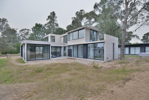 Casa Interno #300-400 - Costa Esmeralda - Senderos 3 - 896m2 #id 10629