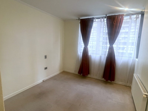 Vende Dpto Eleuterio Ramirez 878 2 Dorm, 2 Baños Y 1 Bodega