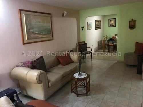 Imagen 2 de 21 de Gustavo Zavala Rentahouse 22-9135