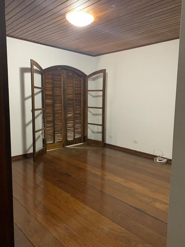 Imagem 6 de 12 de Casa Em Condominio Na Cidade De Aruja J.02