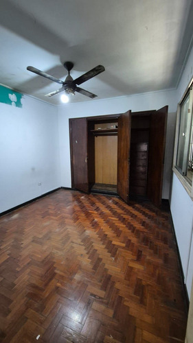 Ph En Venta De 2 Dormitorios En La Plata