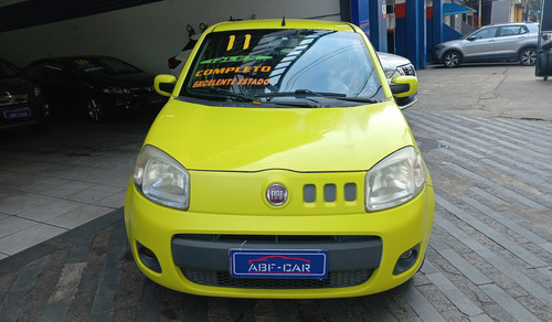 Fiat Uno Uno Vivace 1.0 8V (Flex) 4p