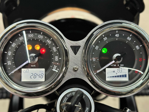 Triumph Bonneville T100