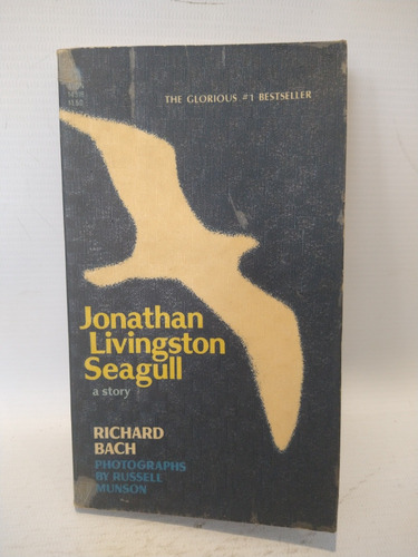 Jonathan Livingston Seagull Richard Bach Avon 