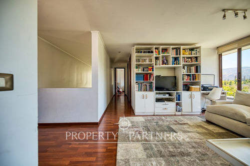 Excelente Casa Mediterránea En Condominio, Santia...