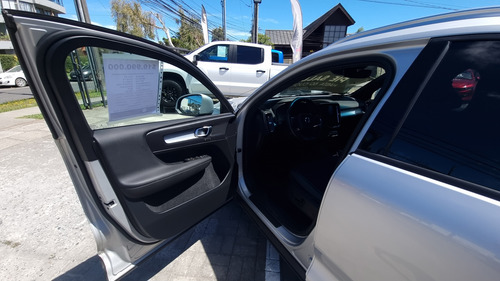 Volvo XC40 XC40 T4 FWD MOMENTUM