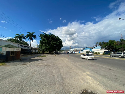 Imagen 14 de 15 de Locales En Alquiler A 50 Mts De Daka Y De La Redoma Del Avión