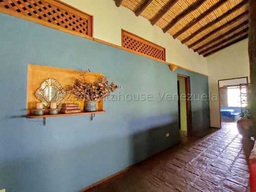 Jip 25-13616. Rent-a-house Vende Espectacular Casa De Campo De 5800 Mts2, 4 Habitaciones, 4 Salas De Baños, Vigilancia Privada. Hacienda Loma Brisa, La Victoria