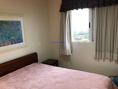 Imagem 20 de 29 de Apartamento 117m², 03 Dormitórios (sendo 01 Suíte), 02 Banheiros E 02 Vagas Na Garagem. Condomínio Com Portaria, Segurança 24hrs, Piscina, Academia. - 21120302 - 70370106