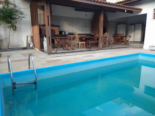 Imagem 24 de 29 de Casa Na Praia À 100 Metros Do Mar, No Bairro Cibratel 2, Em Itanhaém, Com Piscina, Área Gourmet Com Churrasqueira, Fogão A Lenha, Forno A Lenha, Aceita Financiamento Bancário Ref: Ca1293/ac