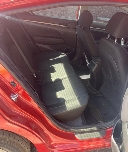 Hyundai Elantra 2.0 Gls Mt