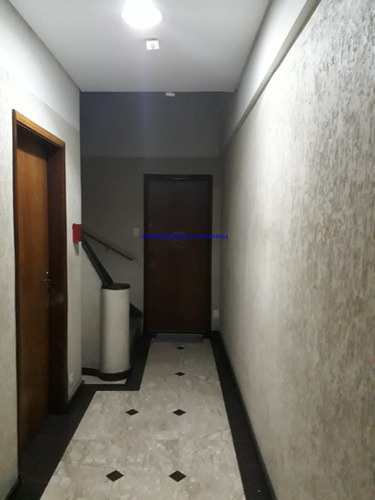 Imagem 2 de 15 de Apartamento 25m², 01 Dormitório E 01 Banheiro. Condomínio Com Portaria 24hrs. Excelente Localização. - 21081603 - 69958585