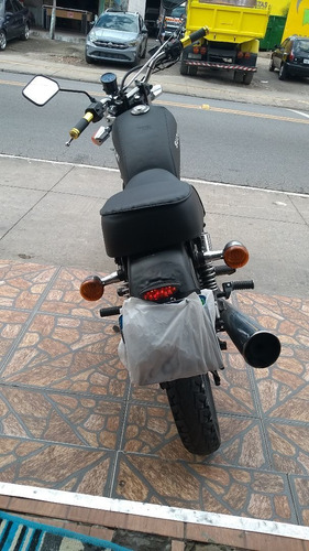 Imagem 4 de 7 de Suzuki Intruder 125