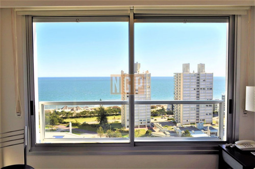 Imagen 8 de 23 de Apartamento En Mansa, 2 Dormitorios