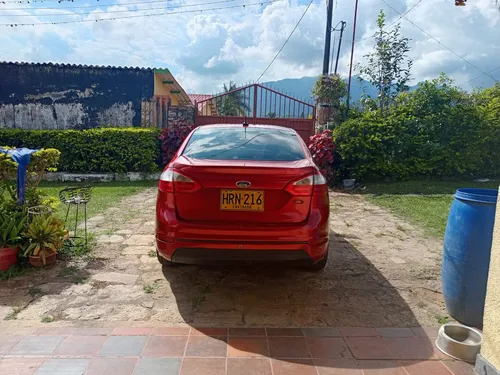 Ford Fiesta 1.6 Titanium Mt