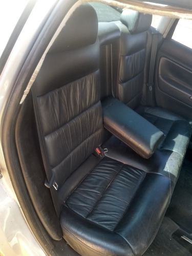 Imagem 4 de 5 de Volkswagen Passat 2000 1.8 Turbo 4p