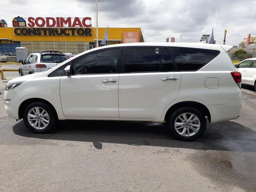 Toyota Innova Srv At 8 Asientos 2019 Dg