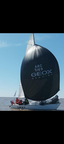 Velero J24