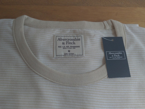 Imagem 5 de 8 de Tshirt Abercrombie Masculina Original Bolso Importada Eua