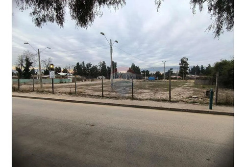Venta De Gran Sitio En Sector Residencial