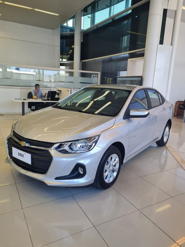 Imagen 12 de 21 de Nuevo Onix Plus 1.2 Lt Tech 1.2 Mt 2022 Ad