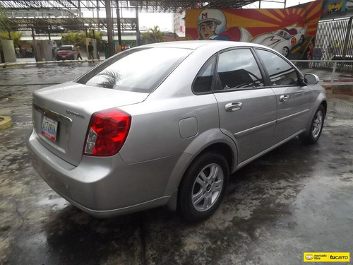 Chevrolet Optra .