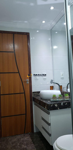 Imagem 11 de 15 de Apartamento No Flamboyant Com 2 Quartos E 1 Suíte Todo Em Porcelanato - 876