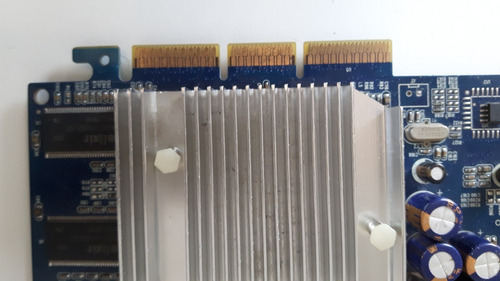 Placa De Vídeo Xfx Geforce Fx 5200 No Estado