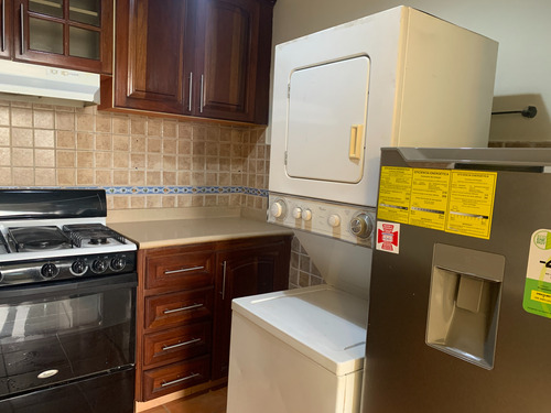 Apartamento En Venta En El Vergel, Santo Domingo