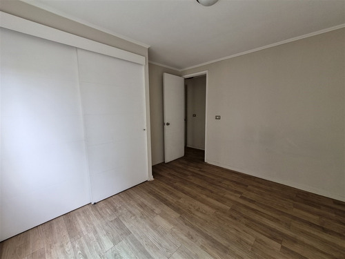 Departamento En Venta De 2 Dorm. San Miguel - Metro Lo Vial