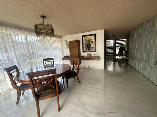 Casa En Venta En Lomas De Tecamachalco (m2c369)