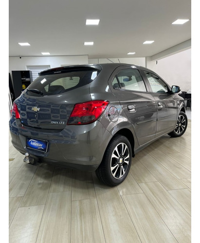 Chevrolet Onix 1.4 MPFI LTZ 8V FLEX 4P MANUAL