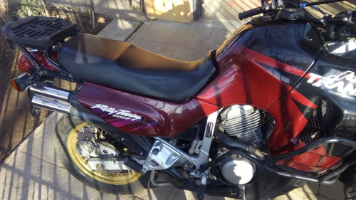 Imagen 1 de 10 de Honda Transalp 600