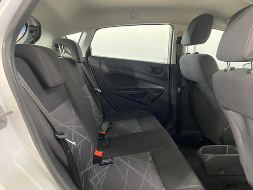 Imagem 15 de 19 de Ford Fiesta 1.5 S Flex 5p