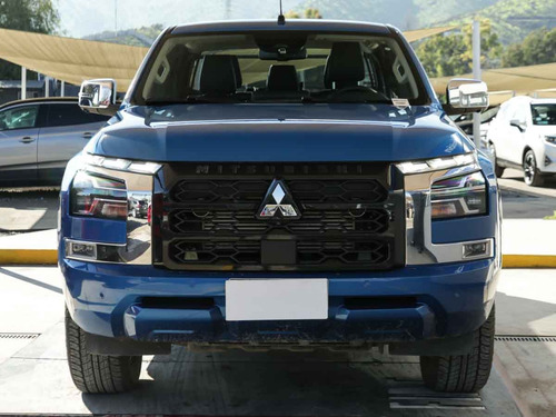 Mitsubishi NEW L-200 DAKAR XR AT E6