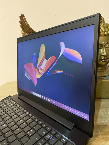 Laptop Lenovo Ideapad L340-15iwl Intel Core I3 Ram 4gb 1tb (Usado)