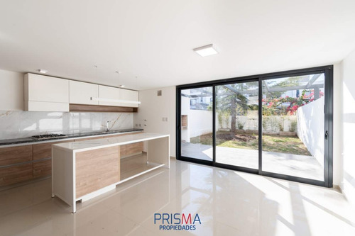 Imagen 3 de 30 de Se Vende Duplex En Chacras Del Sur . 3 Dormitorios