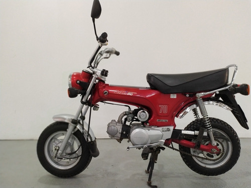 Imagen 2 de 12 de Honda Dax 70