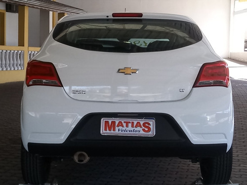 Imagem 10 de 15 de Chevrolet Onix 2019 1.0 Lt 5p
