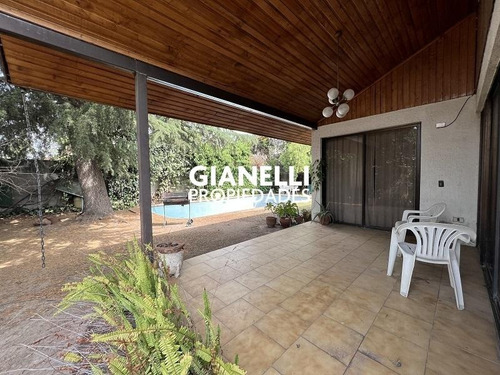 Gran Casa 4d/4b + Serv - Osman Pérez Freire - Miguel Ramírez