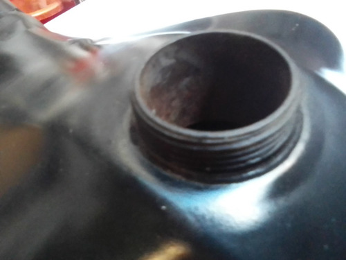 Imagen 3 de 6 de Tanque Yamaha Dt 175cc Tapa De Rosca Original