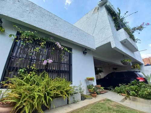 Imagen 3 de 22 de En Venta Casa En Las Chimeneas