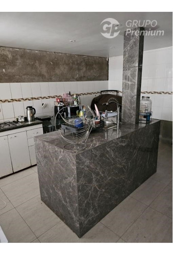 Casa A La Venta 3d+1b+1est, Recien Remodelada, Batuc