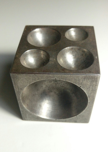 Cubo Joyero + Set De 12 Punzones