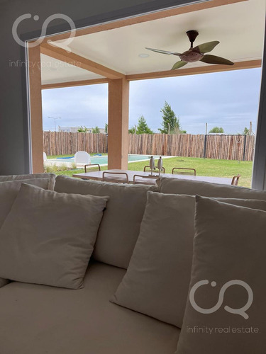 Hermosa Casa En Alquiler Con Muchas Comodidades En Area 10