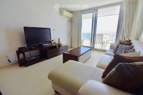 Apartamento En Alquiler Temporario Playa Mansa 2 Dormitorios Seasons Tower