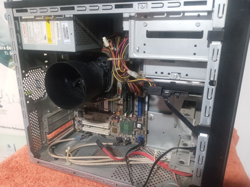 Dual Core Ddr2 2gb 500gb Disco Tarjeta Dañada Solo Da Video (Usado)