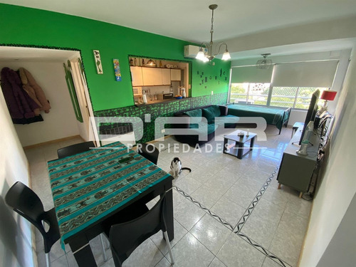 Impecable 3 Amb En Torre Con Seguridad 24hs + Piscina + Parque!! - Amadeo Jacques 7000