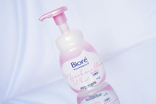 Sabonete Facial Marshmallow Whip 150ml Bioré Todo Tipo De Pele Dia/noite